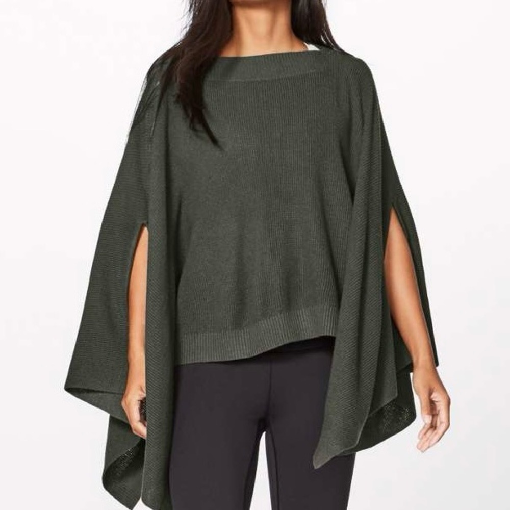 Lululemon Forward Flow Cape Dark Olive One Size